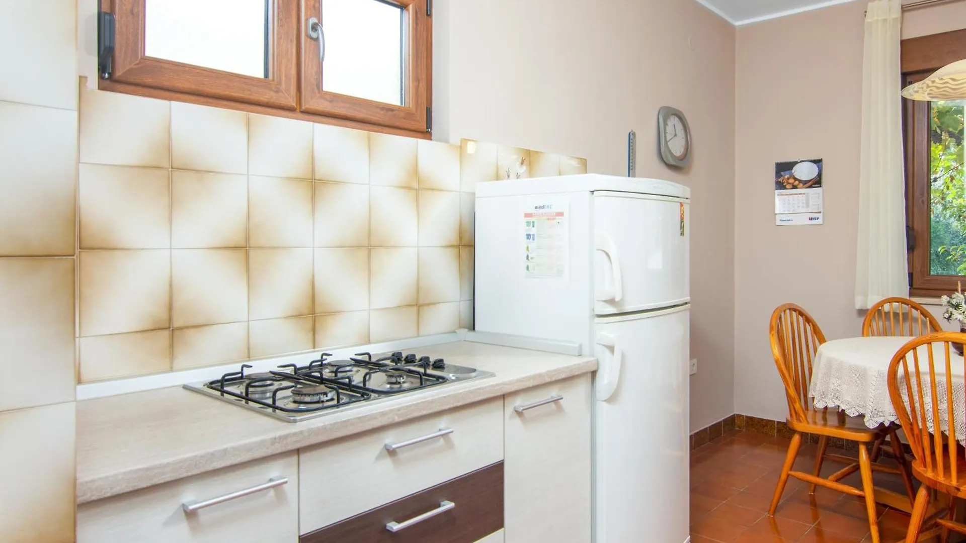 Apartments For Families With Children Banjole, Pula - 2258